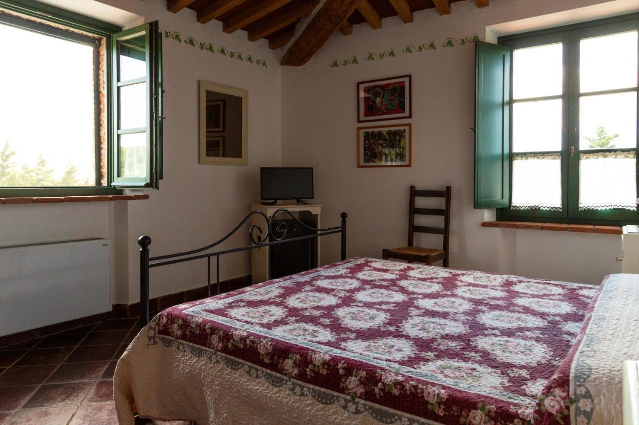 Agriturismo Il Belvedere Country Houses Massa Marittima Kültér fotó