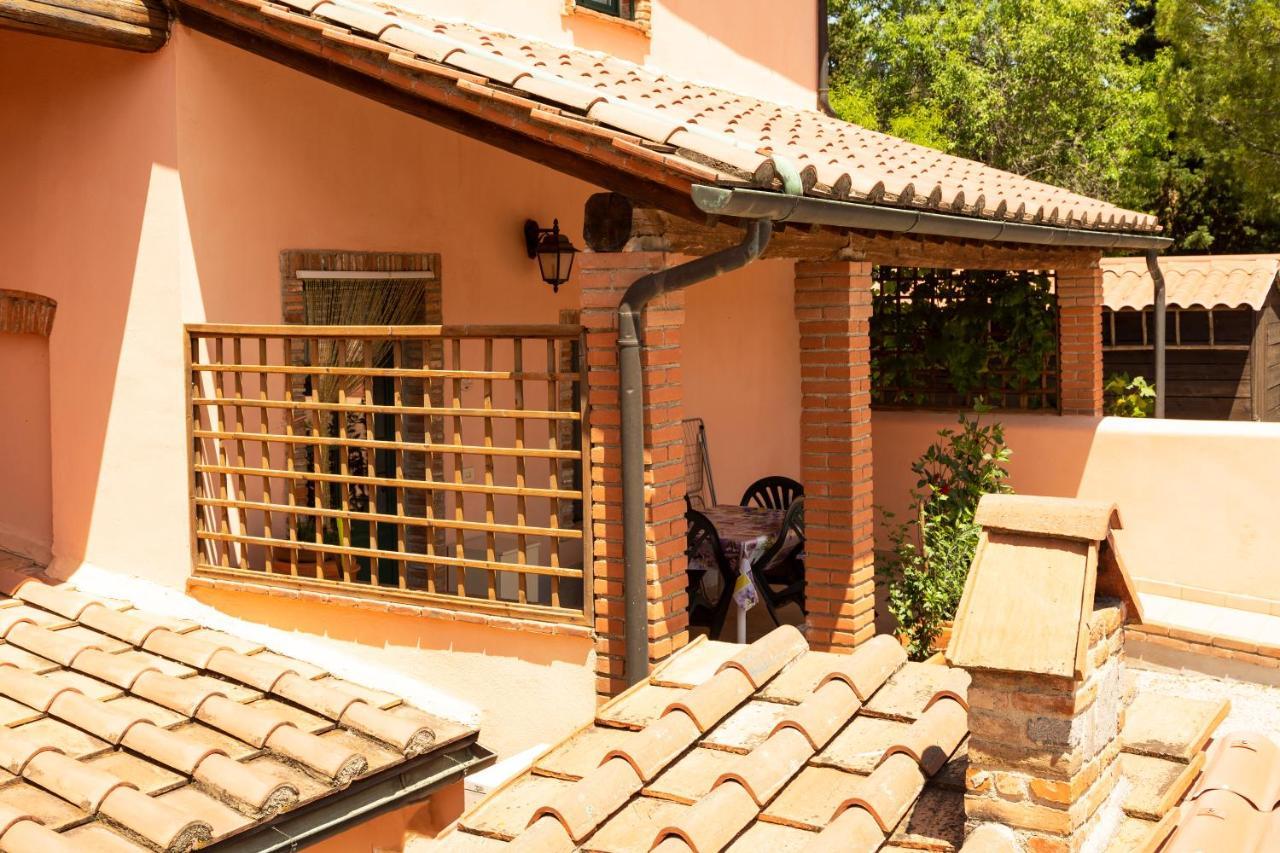 Agriturismo Il Belvedere Country Houses Massa Marittima Kültér fotó