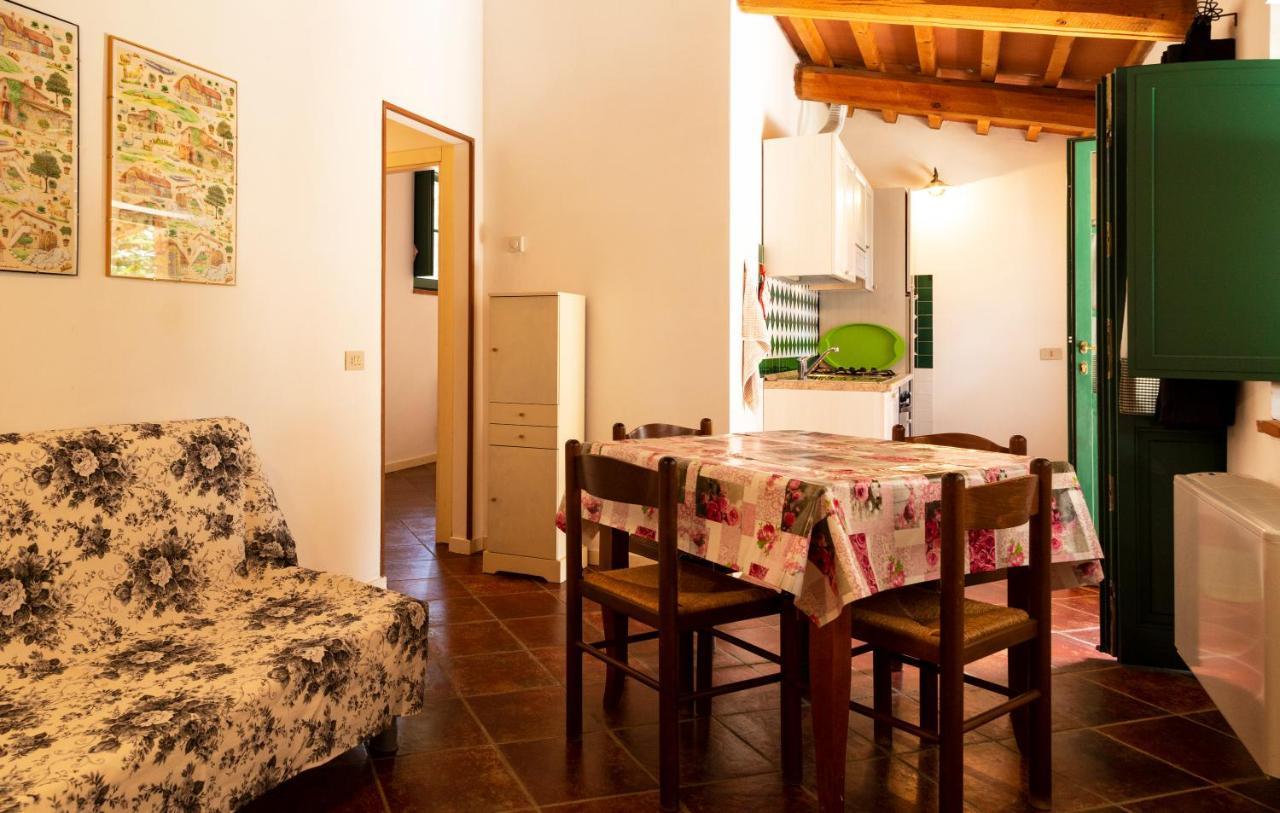 Agriturismo Il Belvedere Country Houses Massa Marittima Kültér fotó