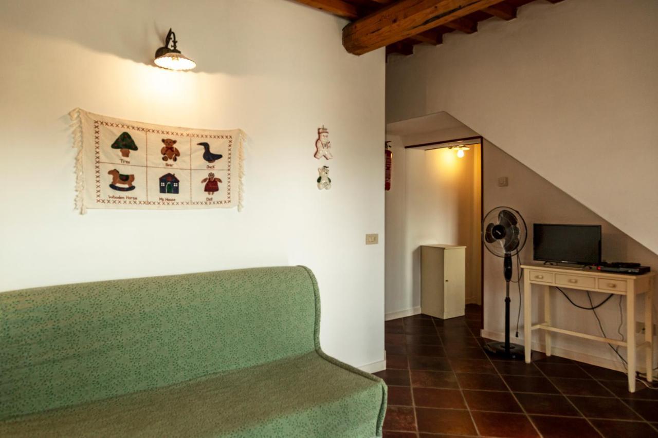 Agriturismo Il Belvedere Country Houses Massa Marittima Kültér fotó