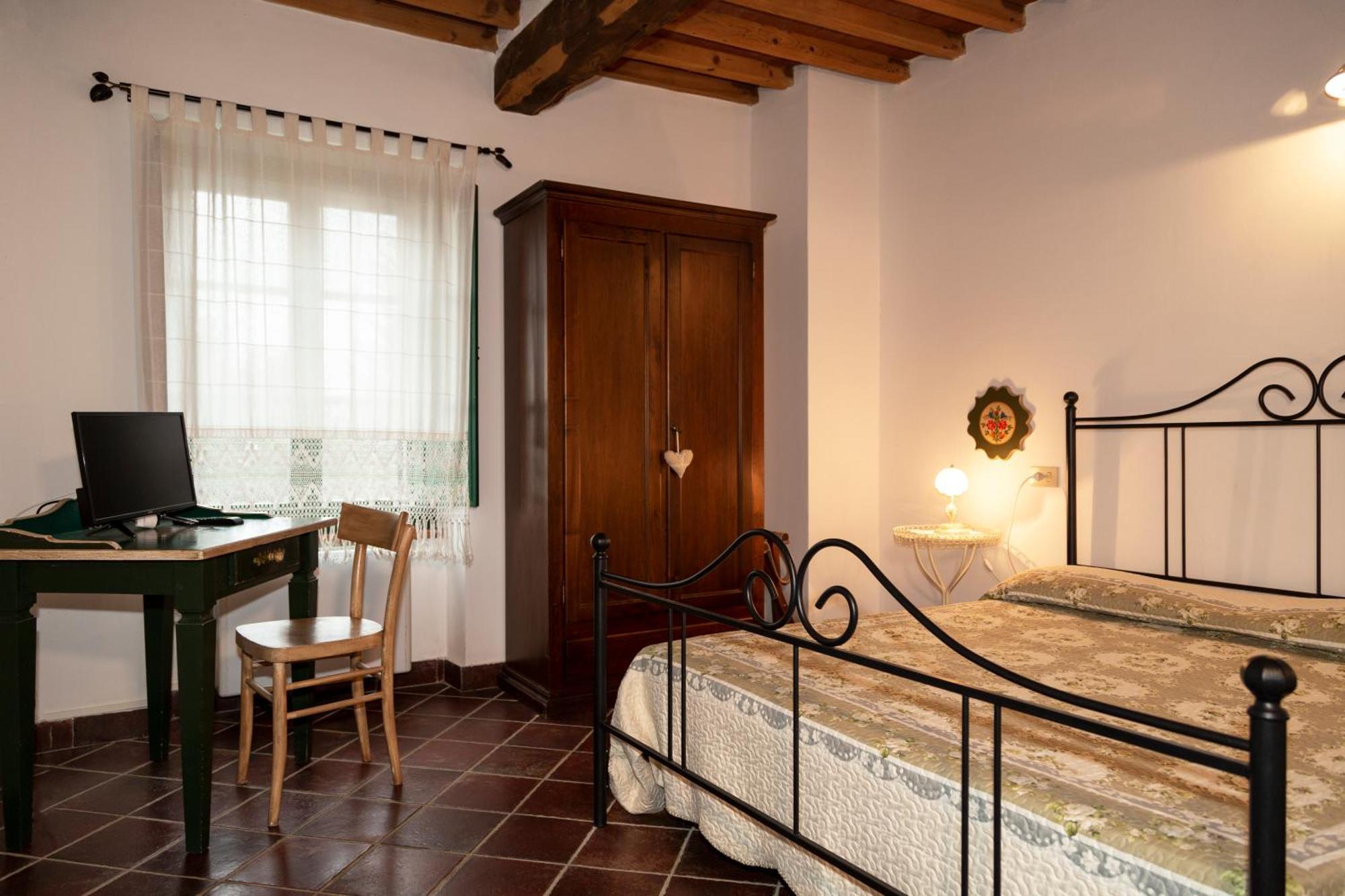 Agriturismo Il Belvedere Country Houses Massa Marittima Szoba fotó